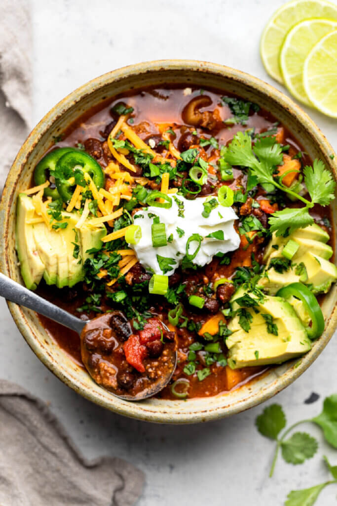 An autumn chili with sweet potatoes and black beans