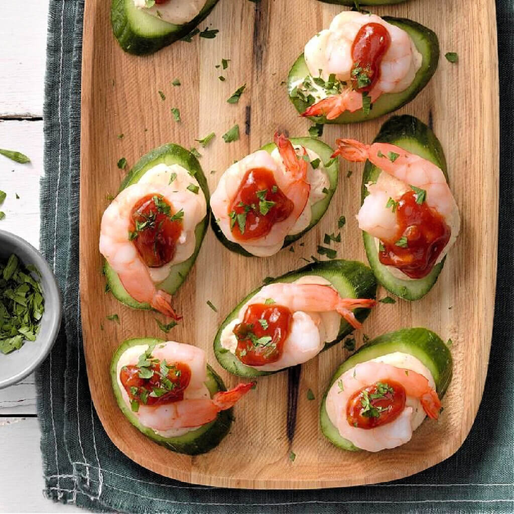 Many cooks will have recipes for Thanksgiving hor d'oeuvres like shrimp and cucumber canapes.