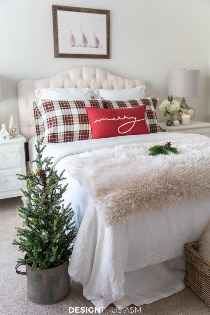 In New & Notable Mentions #19, Designthusiasm shows off her holiday guest room