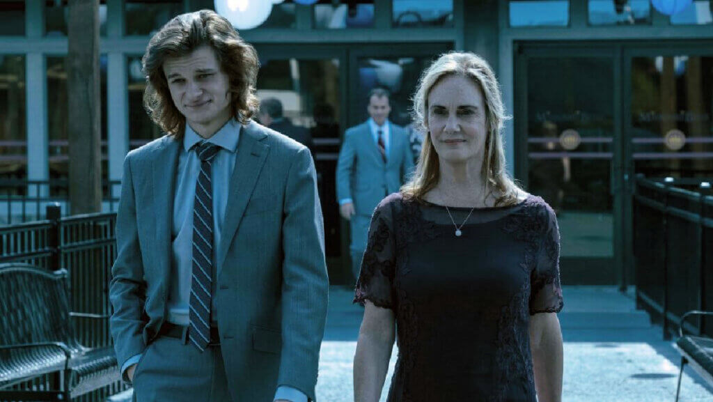 In Connecting The Dots Of The Netflix Series Ozark, Wyatt and Darlene are seen strolling about town