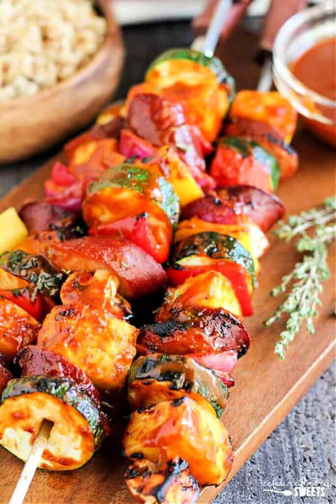 In Cheap Food & Beverages For July 4th, these grilled sausage and vegetable skewers makes for a great main dish.