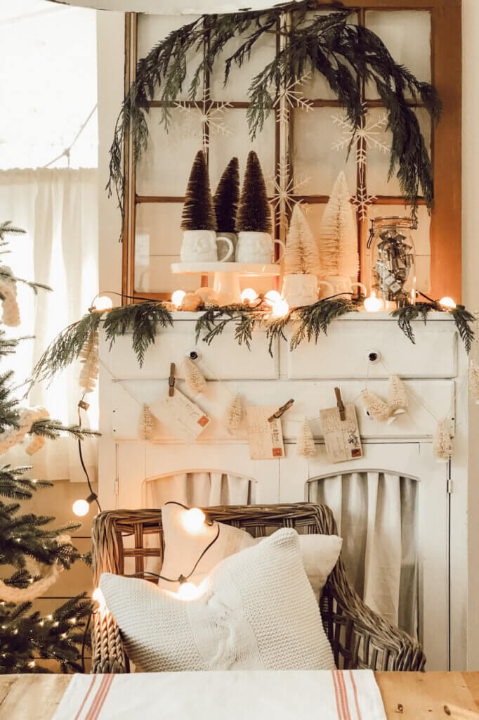In Christmas Inspiration I've Loving Today, this is a neutral setting at the blog Whitetail Farmhouse