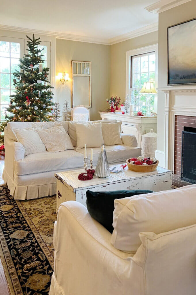 In New & Notable Mentions 12/10/22, a lovely living room at Christmastime.