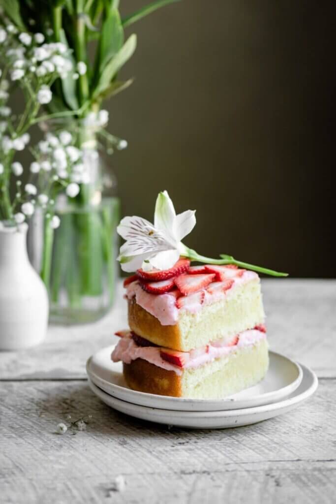 In New & Notable Mentions 3/25/23, a strawberry lemonade cake recipe