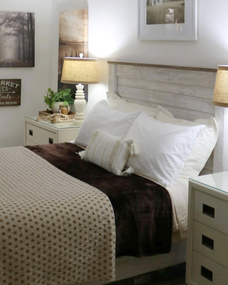 HOME · Cozy Little House