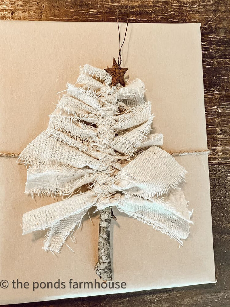 DIY muslin Christmas tree embellishment