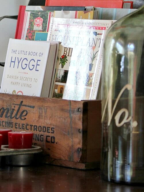 Putting book in a wooden box is an Easy Storage Ideas to Refresh Your Home.