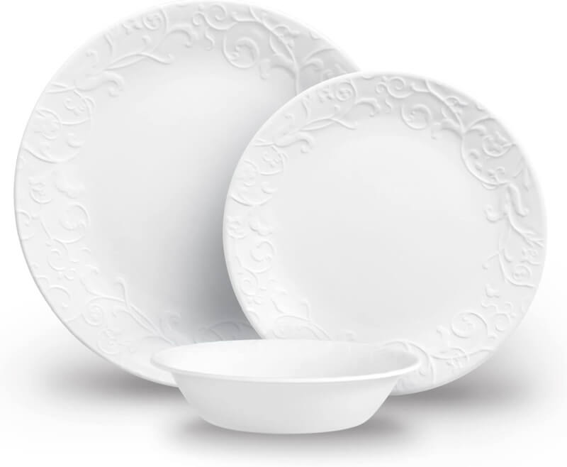Lightweight Corelle plates.