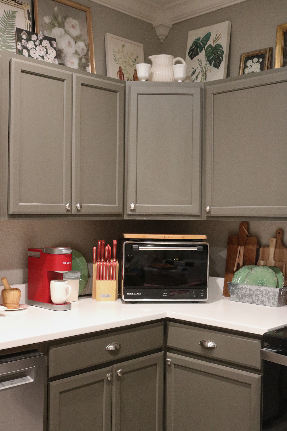 Refresh Your Kitchen with a Simple Color Switch